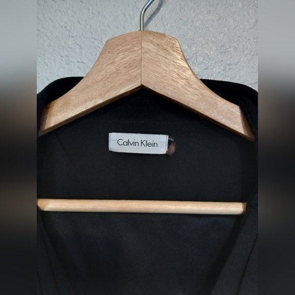 Calvin Klein Black Sleeveless Pleated Fit & Flare Stretch Cocktail Midi Dress - Picture 8 of 9